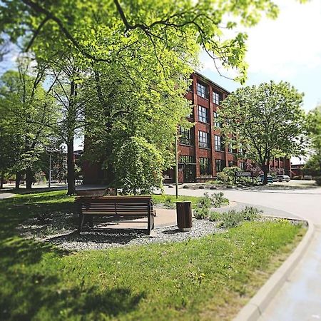 Apartimento Hydral Viene Wrocław Buitenkant foto